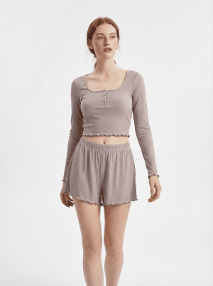 Կանացի Երկարաթև Շապիկ Կիսատաբատով