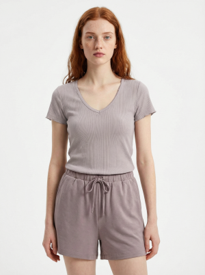 Կանացի Շապիկ Կիսատաբատով